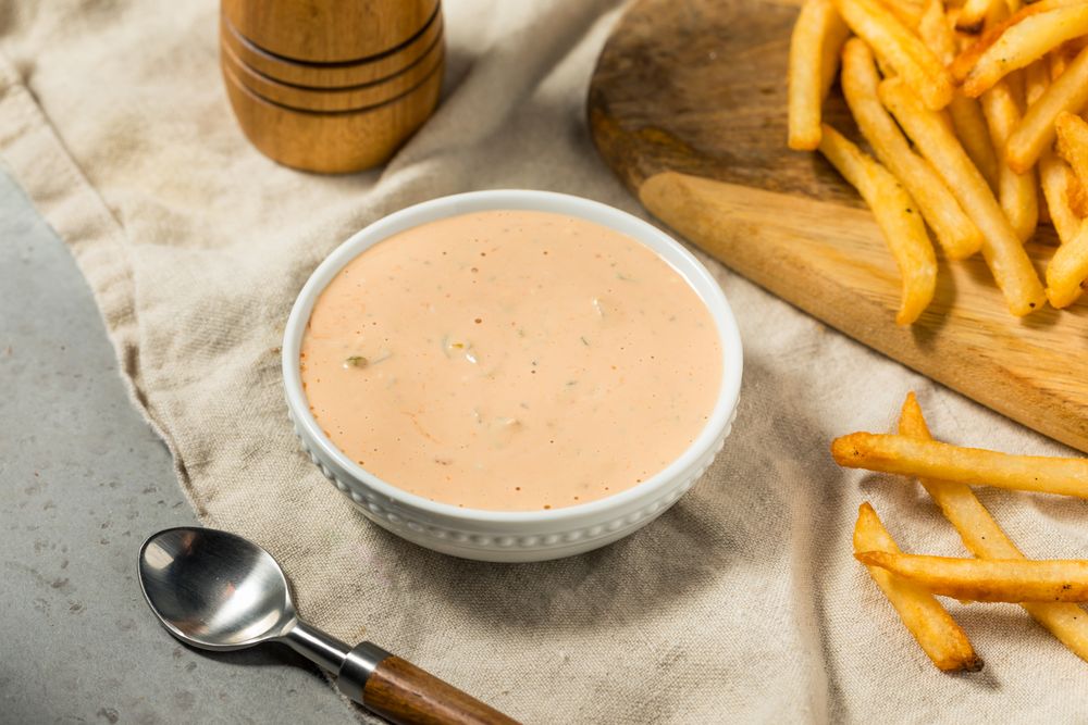 Spicy Homemade Burger Sauce with Pickle