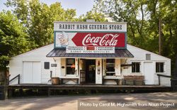 The old general store in the little Ohio River “country town” of Rabbit Hash, Kentucky 48Jeq0