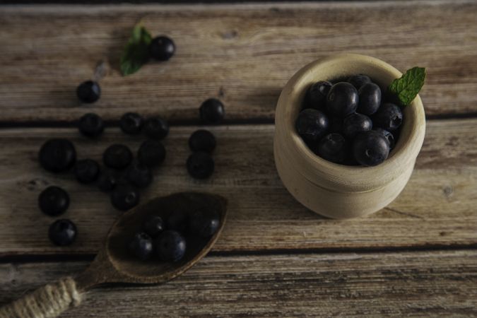 Appetizer plateful of blueberry on table