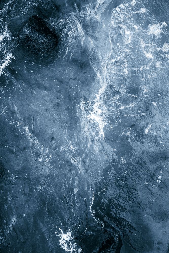 Blue ocean water