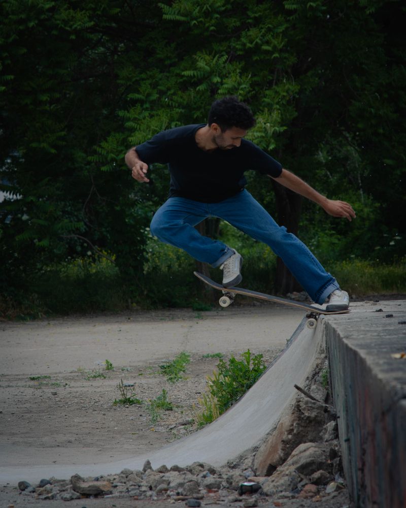 Young man skateboarding outdoor during daytime