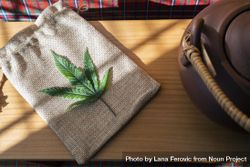 Canvas bag with marijuana leaf 56lqzb
