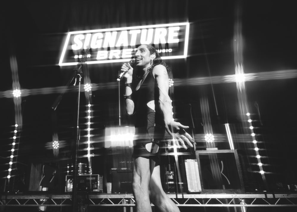 London, England, United Kingdom - Nov 9, 2022: Vocalist Leo Kalyan on stage in dress London