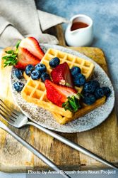 Waffle breakfast with blueberries & strawberries 5ngWrQ