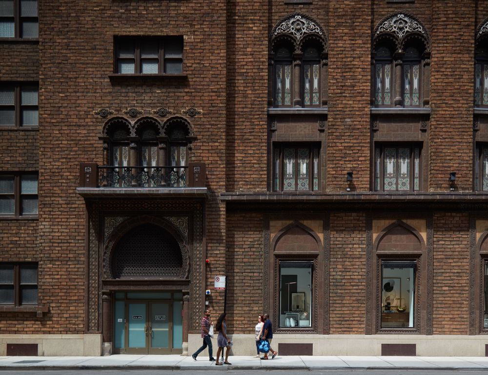 Side entrance to a Bloomingdale’s Department Store in downtown Chicago, Illinois