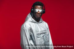 Trendy Black male in reflective glasses and hoodie 0vY2xb
