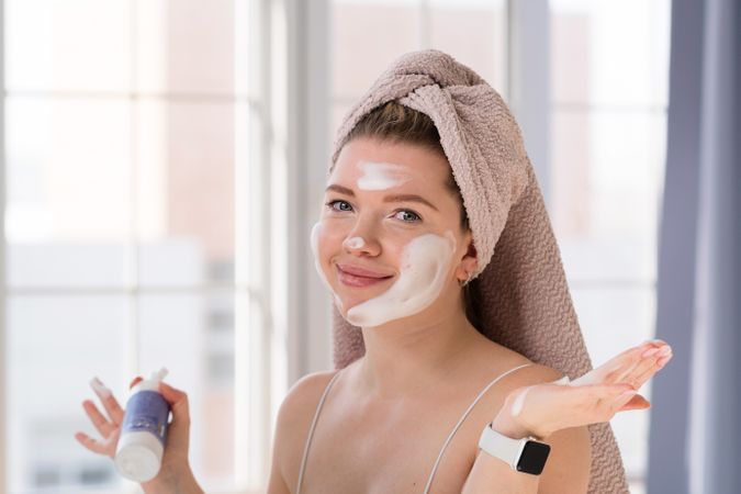 Skincare routine with cleansing foam