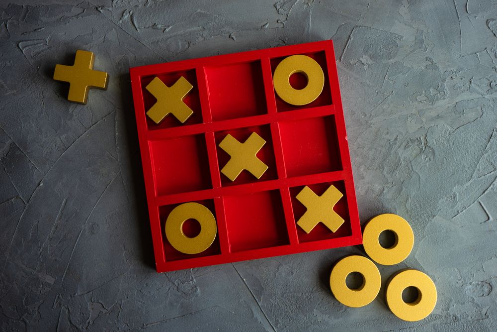 Child's board game of tic-tac-toe