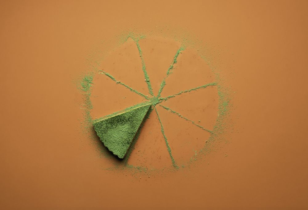 Cheesecake with matcha single slice and powder outline
