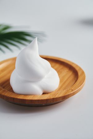 Foam On Wooden Lid