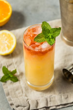 Cold Refreshing Fogcutter Cocktail