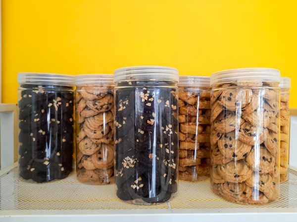 Assorted Eid Butter Cookies in Plastic Jars
