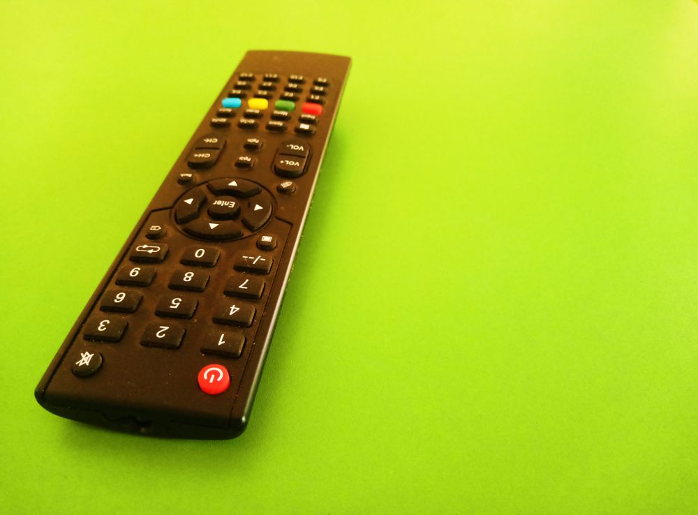 Remote images are suitable for backgrounds.