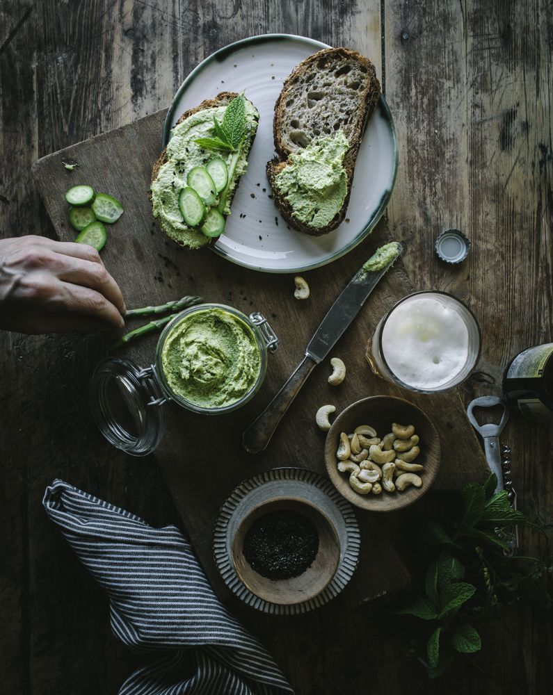 Serving toasts with cashew pate