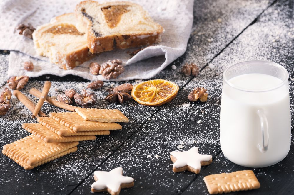 Tasty breakfast with biscuits and milk