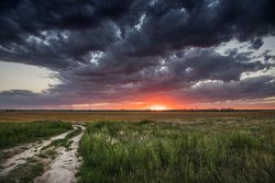 Bright sunset over rural prairie in Colorado P5rG14