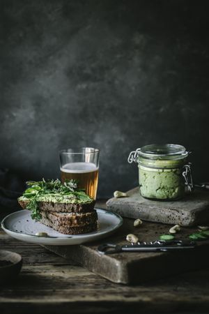 Toasts with cashew pate