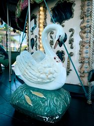 swan: Carousel 1900