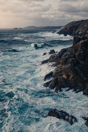 Big rocks and wavy sea