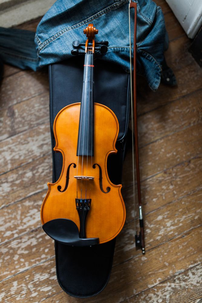 Top view of violin sitting on case
