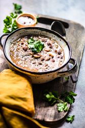 Bean soup with parsley