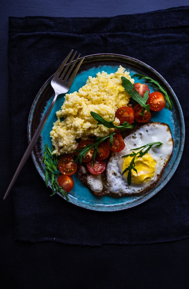 Top view of healthy breakfast plate with copy space