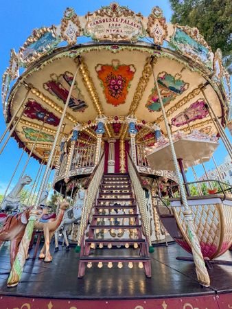 Carousel built in 1900