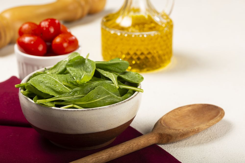 Arugula salad with tomatoes