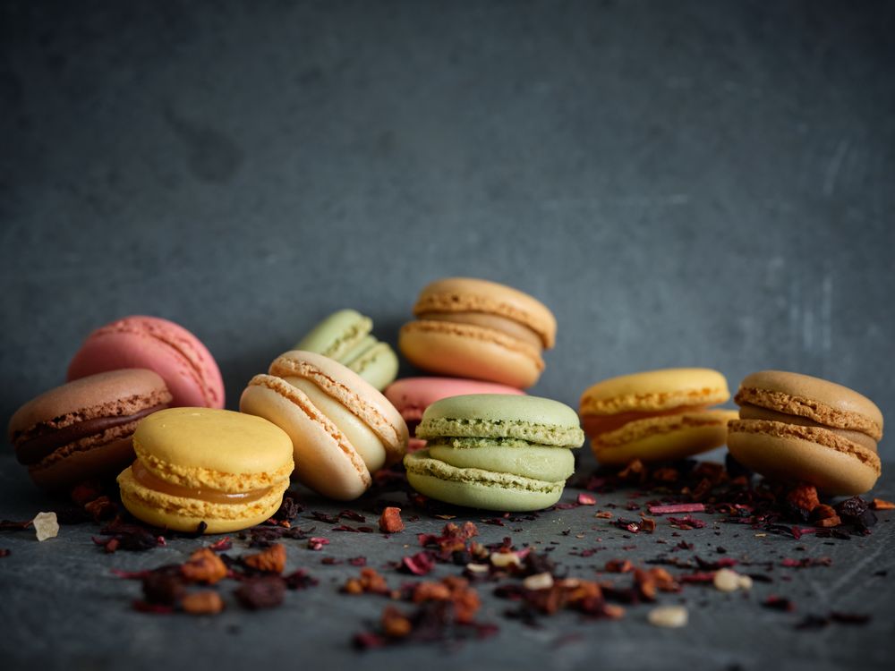 Delicious macaroons with dried tea leaves