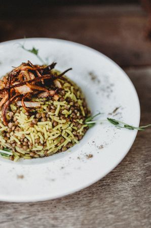 plate of delicious Mujaddara