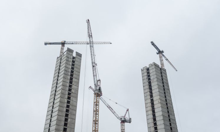 Twin skyscrapers under construction