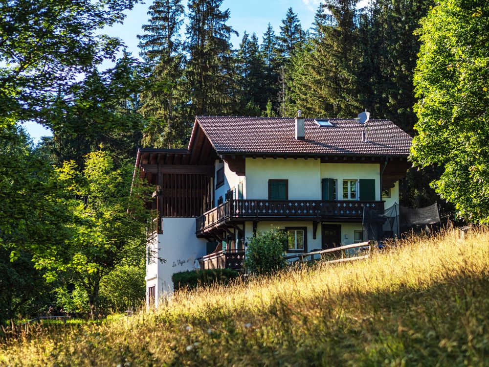 Alpine Swiss Village. Comfort and tranquility.