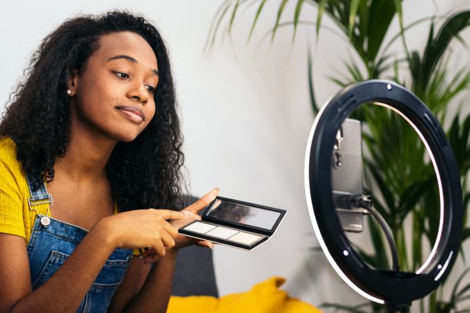 Beauty blogger making the most of technology.