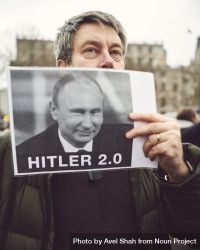 London, England, United Kingdom - March 5 2022: Man with anti-Putin sign in London 4jnGr4