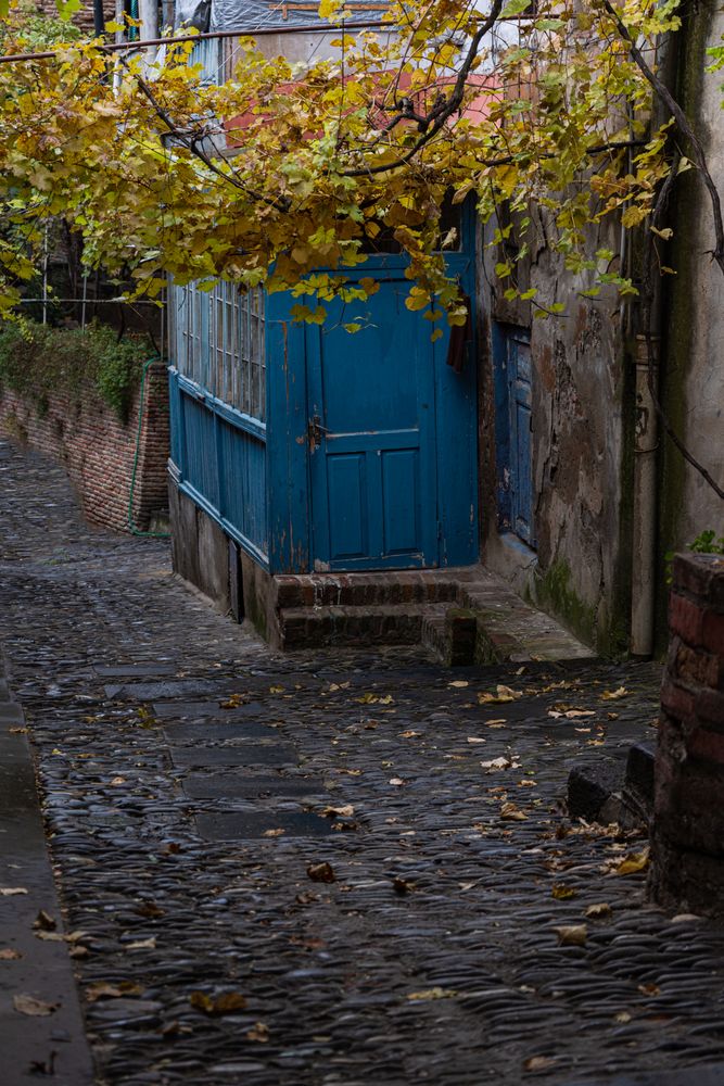 Old Tbilisi architecture in misty autumnal day
