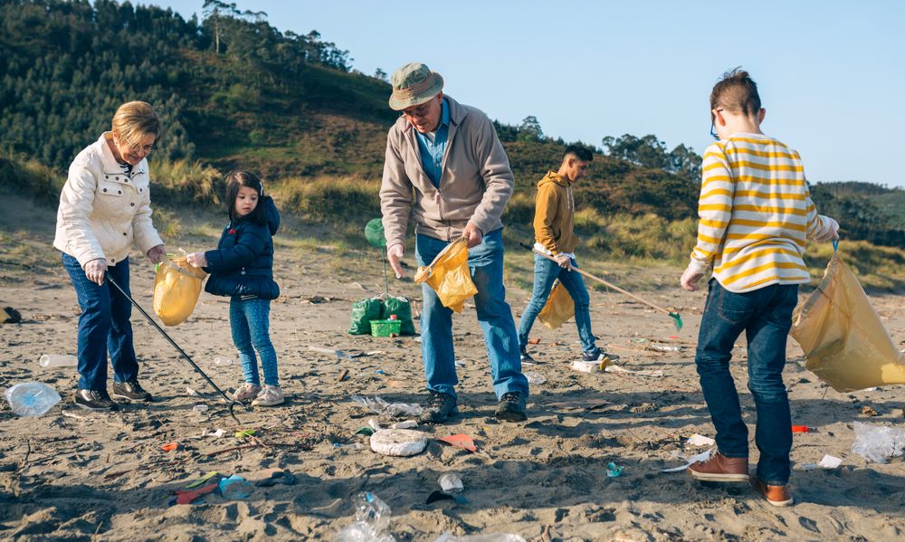 Volunteers cleaning the beach