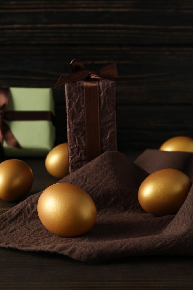 Concept of Richness and prosperity, golden eggs