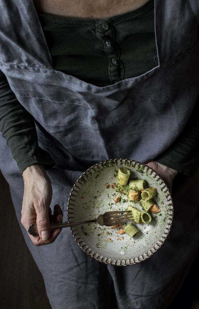 Pasta paccheri with kale pesto and nuts