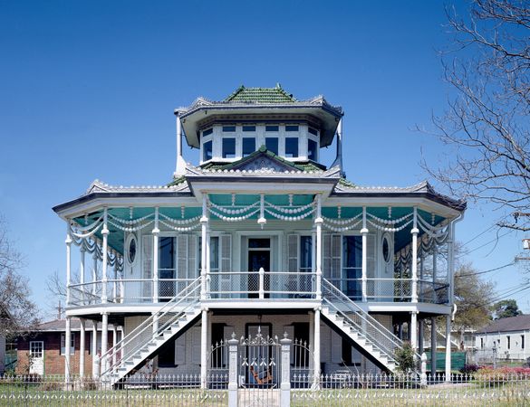 Louisiana 'Doullut Steamboat House,' New Orleans, Louisiana