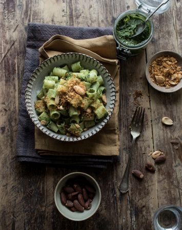 Pasta paccheri with kale pesto and nuts
