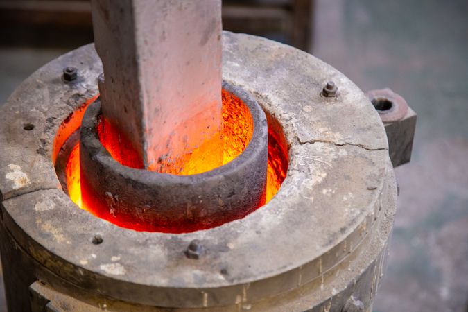 Metal ware heating in crucible