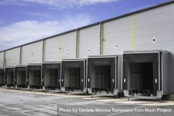 Industrial warehouse loading docks 4j6134