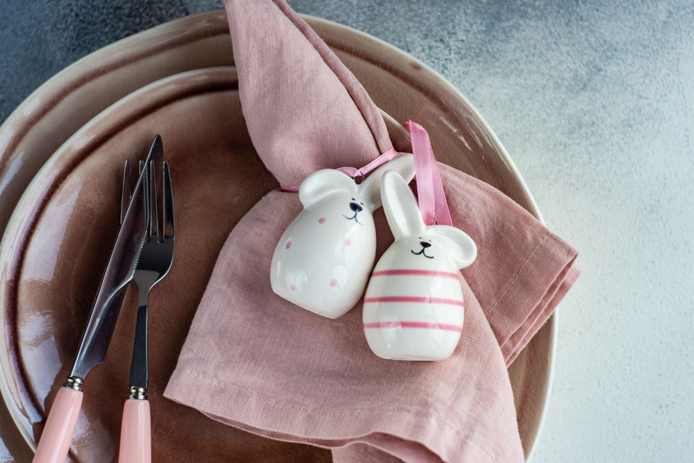 Easter table setting with rabbit figurines