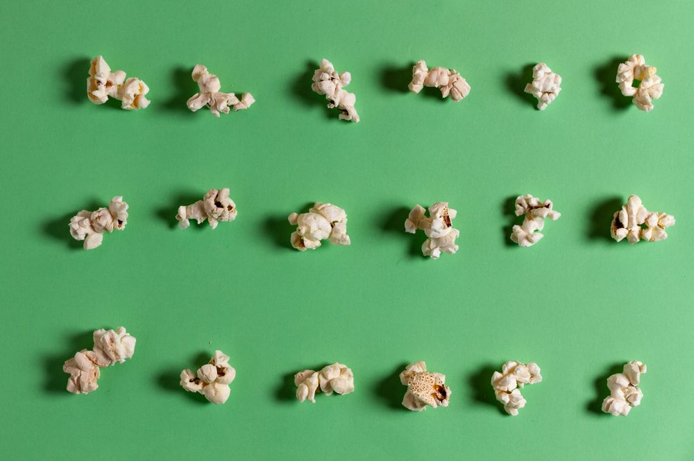 Set of popcorn on board