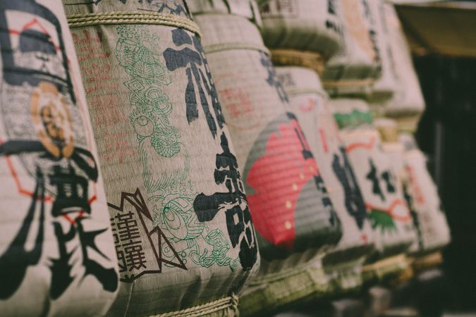 Sake barrel