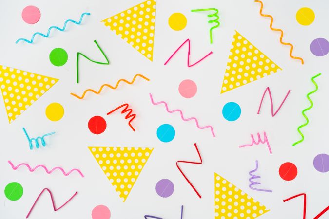Multicolor geometric shapes pattern with straws and triangles