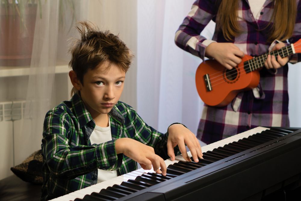 Focused Piano and Ukulele Practice