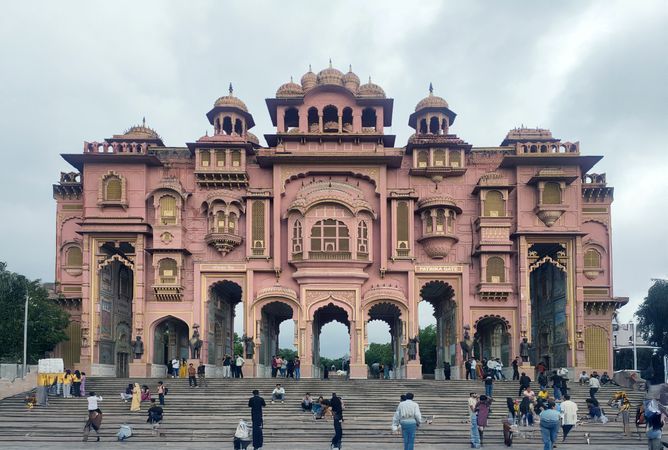 patrika gate front view with crowd jaipur