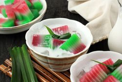 Colorful Indonesian dessert es selendang mayang