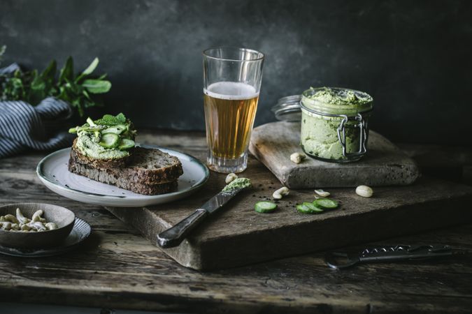 Toasts with cashew pate